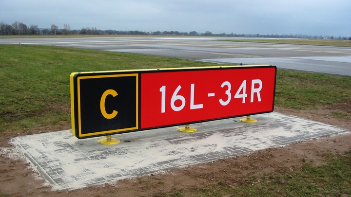 Airports Signs